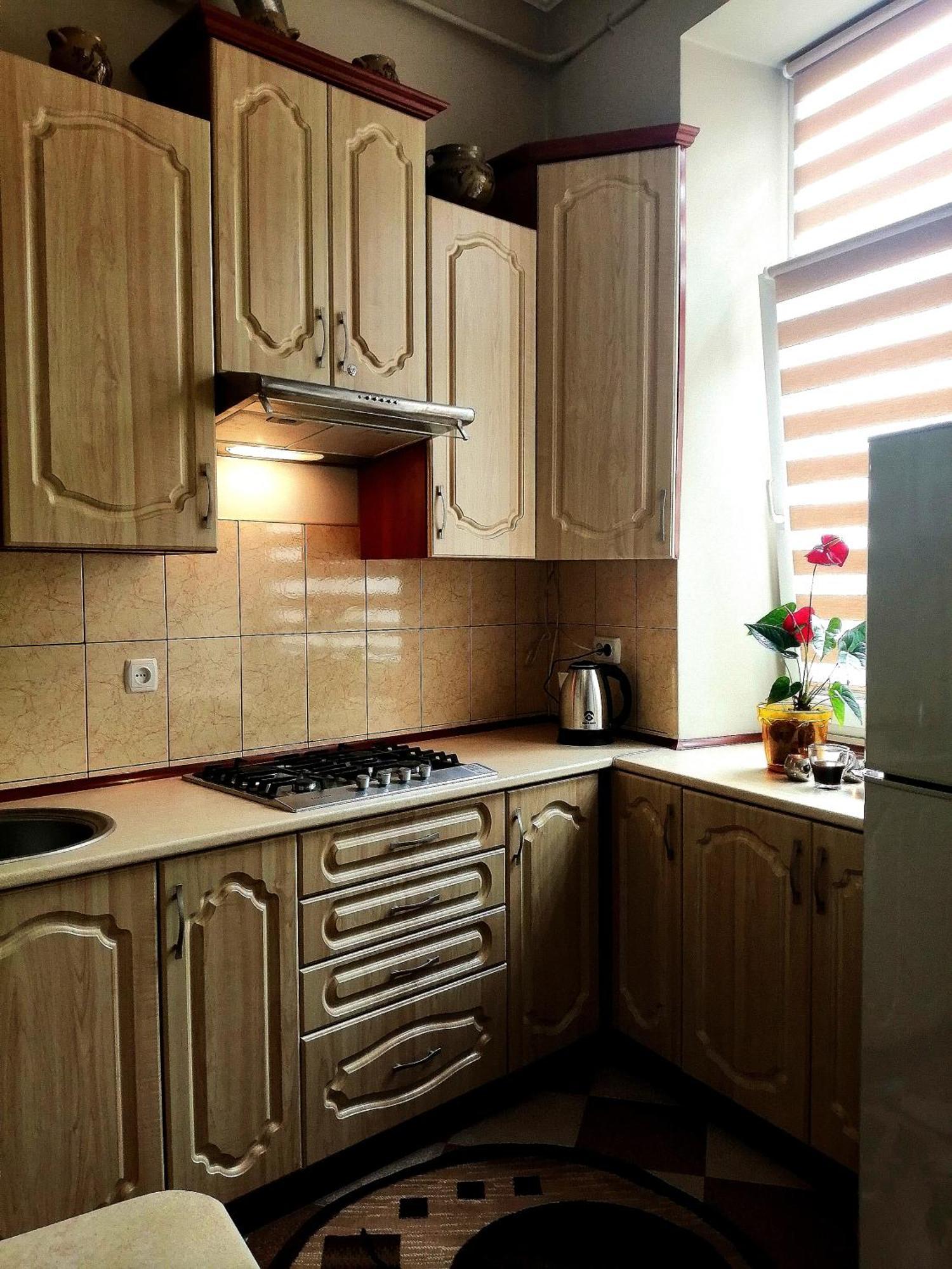 Apartamento Flat On Sheptytskykh Leópolis Exterior foto